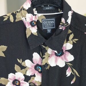 GUESS Short Sleeve Button Down Slim Fit